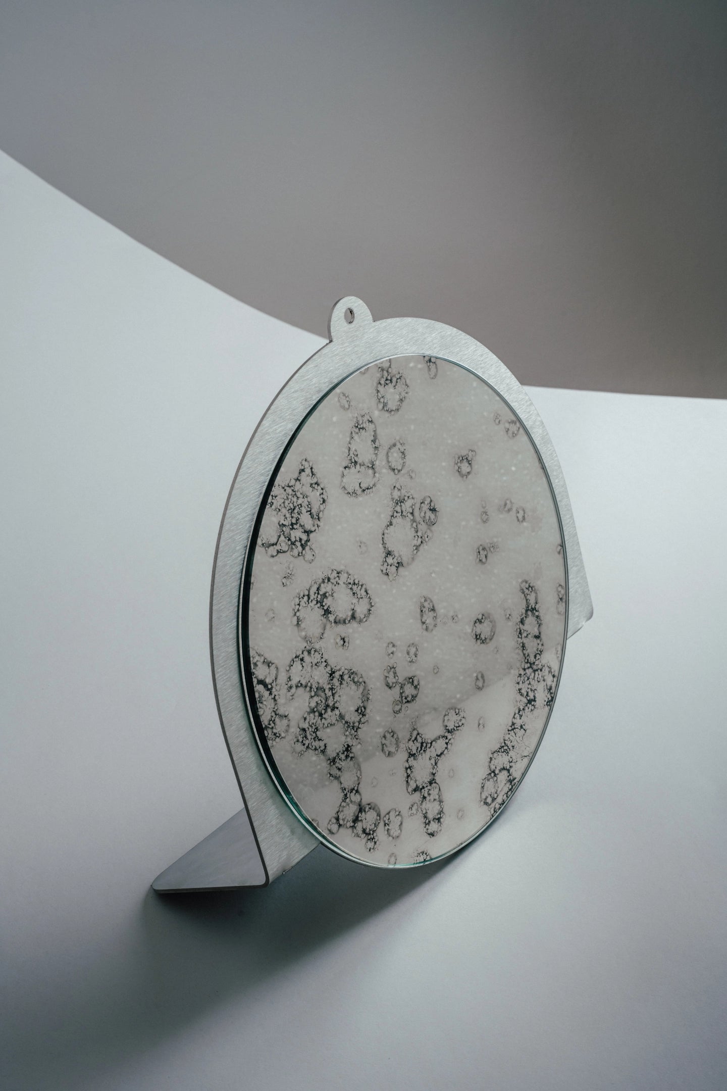 Fold Wall & Table Mirror